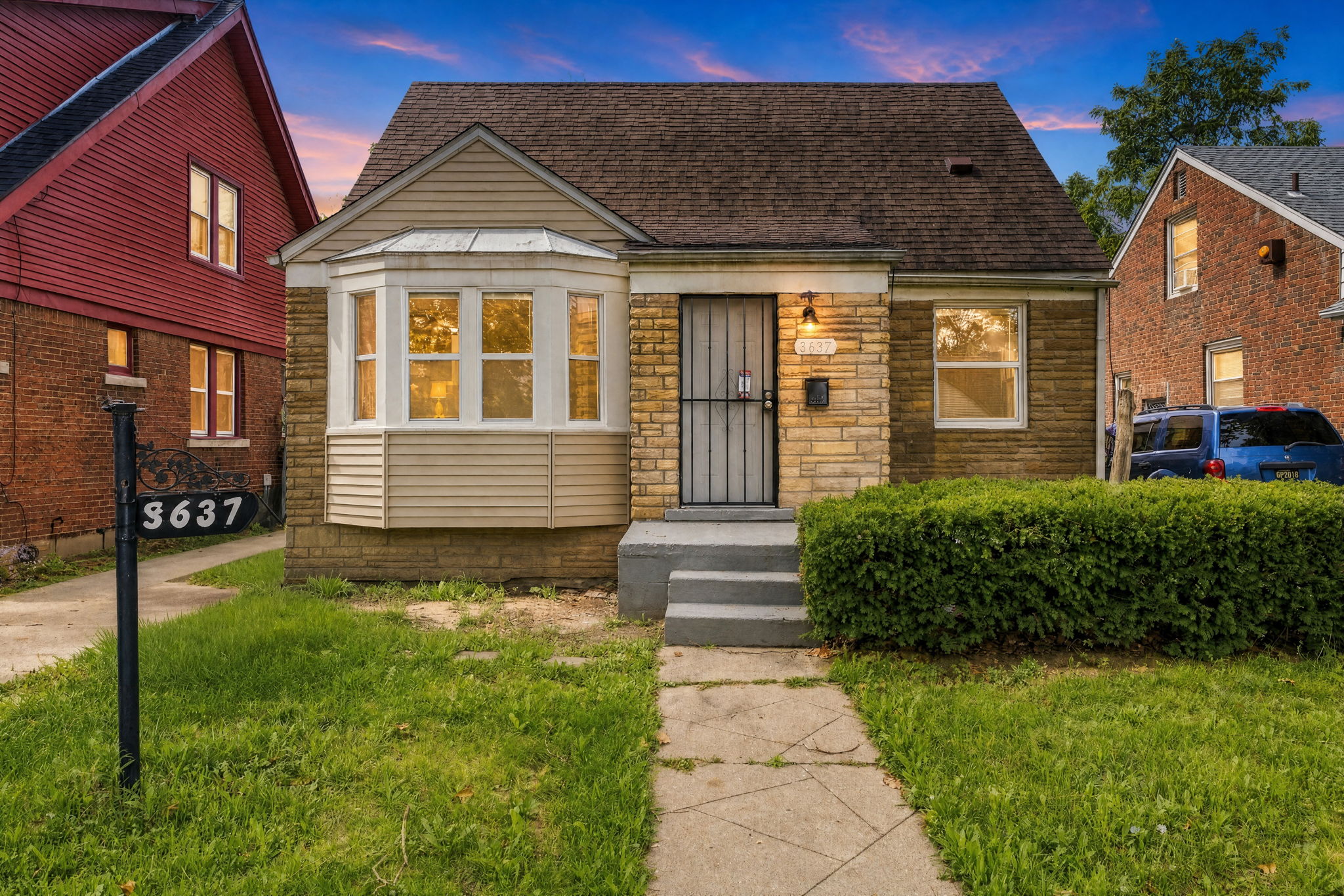 Property main image