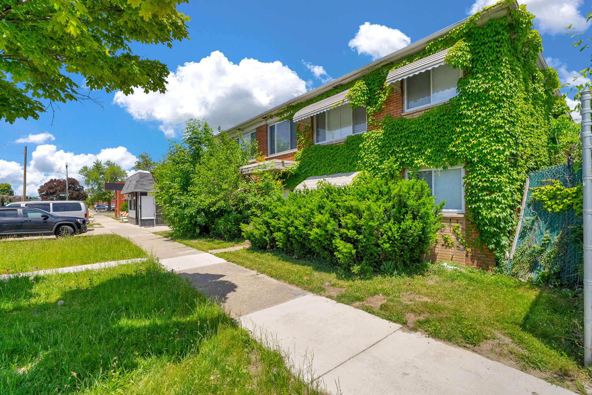 Property thumbnail image
